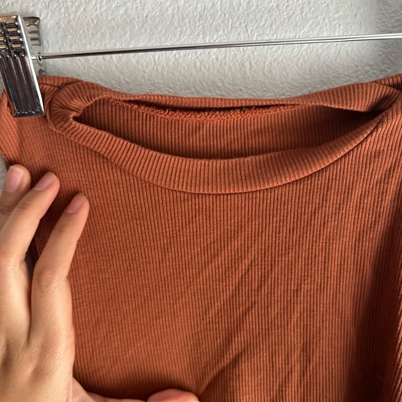 Brown dress - Picture 2 of 3